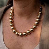 Chunky Gold metal chokers, oversized ball chain and bar chokers with hammered loop pendant in uno de 50 style