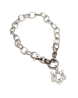 Antique plated steel choker featuring a tiger head pendant with lobster clasp and chain links. Stylish and edgy design.