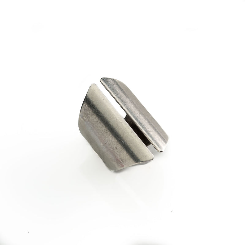 Silver plated ring (R-2039) 