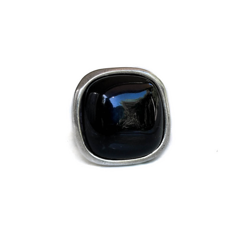 Black resin ring (R-2084)