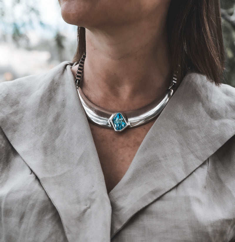 Necklace with blue diamond Swarovski crystal (NC-1078)