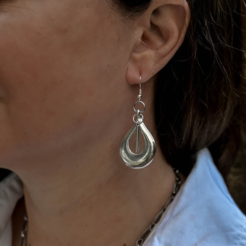 Stylish Teardrop Earrings, Bold open drop silver earrings (E-4044)