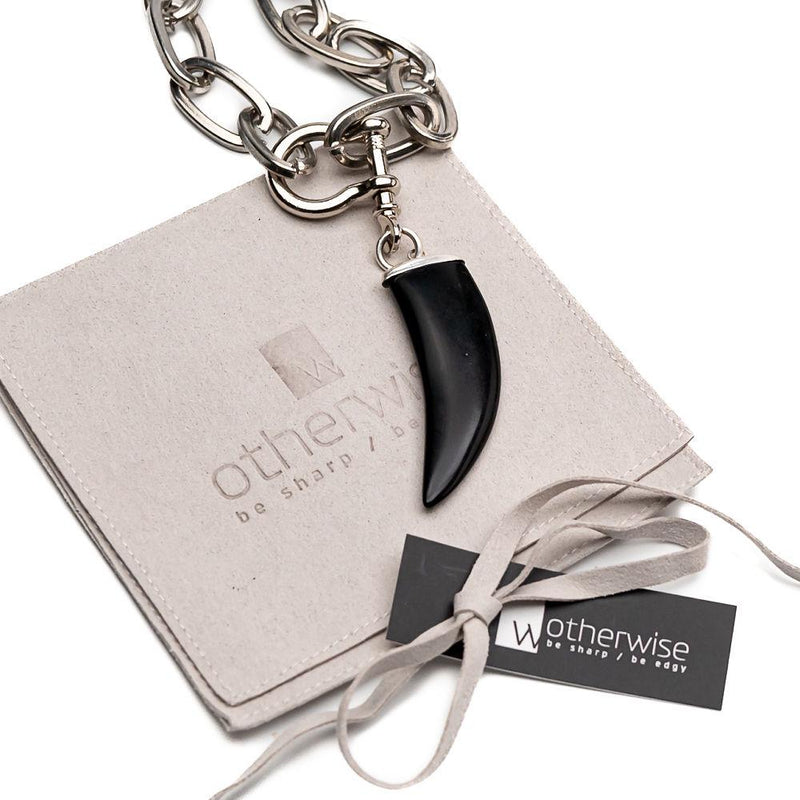 Brutalist Necklace with gemstone tooth pendant, Edgy Agate pendant hangs from chunky steel chain with U bolt shackle