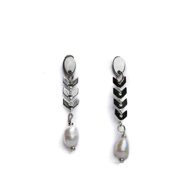 Unode50 style silver leaf necklace, bracelet and ring set, Chunky leaf-shaped jewels