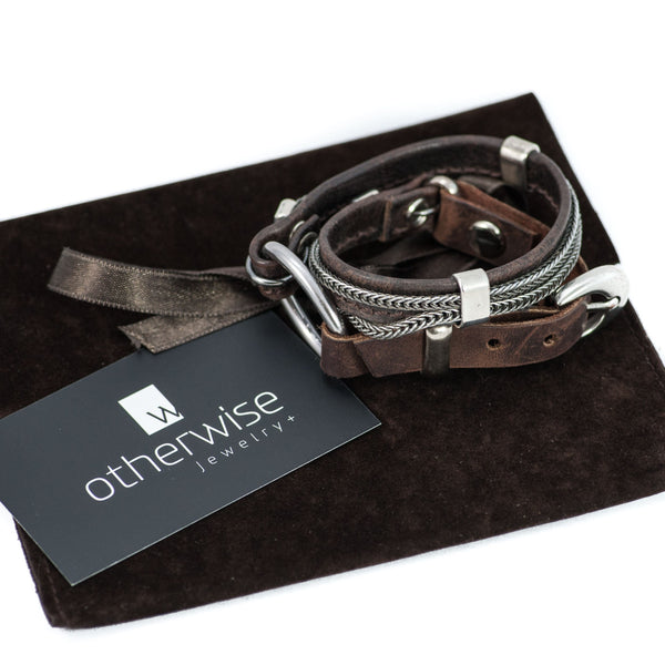 Bracelet with soft dark brown stitched leather and iron chains, unisex leather bracelet, double wrap leather bracelet, rock style bracelet