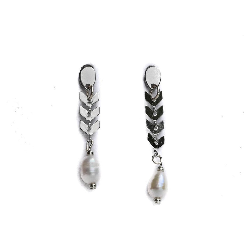 Elegant Silver Leaf Earrings Set, Stainless steel minimalist ear studs with pearl, Classy lightweight wheat earrings, Double piercing set