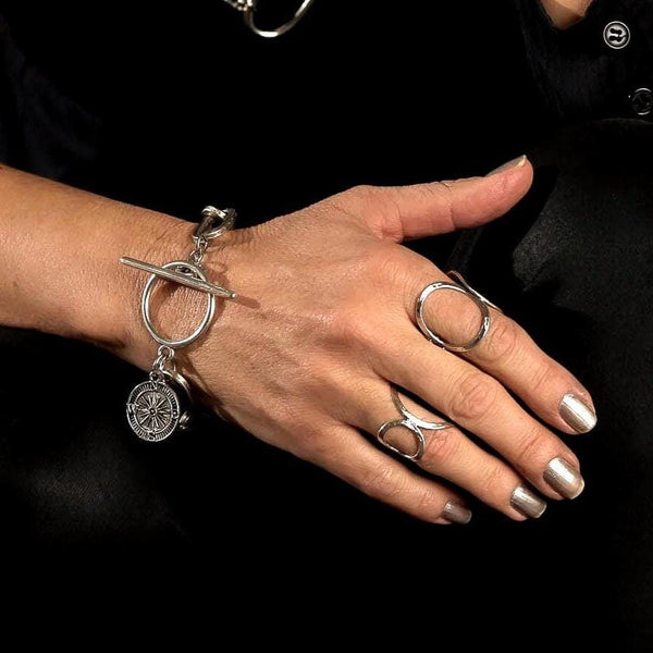 Chunky chain bracelet with coin, Bar closure silver chain