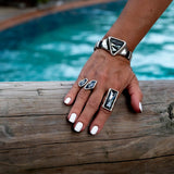Bracelet with silver black triangular Austrian crystal