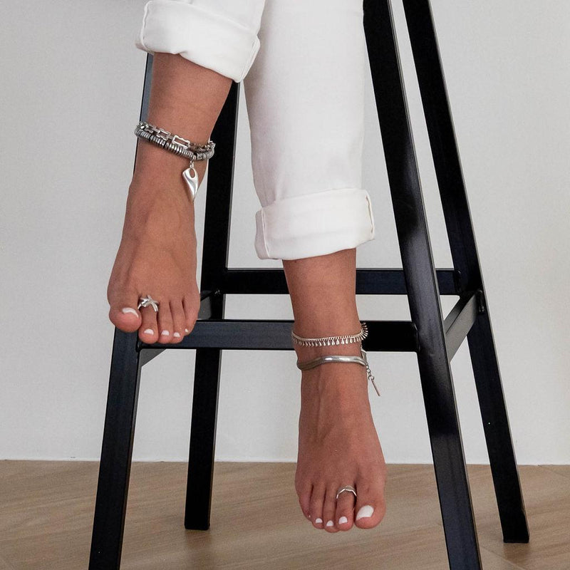 Starfish Toe Ring, Beach jewelry, Adjustable silver plated ring for foot, Boho Beach Foot Accessory