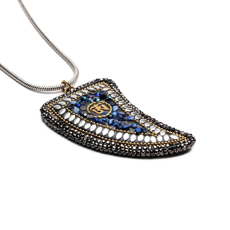 Strass horn charm necklace, Bright colored tooth pendants embellished with stones and Rhinestones, Edgy chic in Turquoise blue/Green/Gray