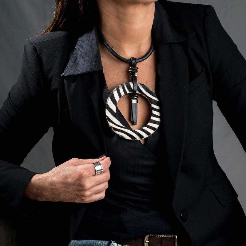 Necklace with animal print on leather and gun metal elements (NC-1062)