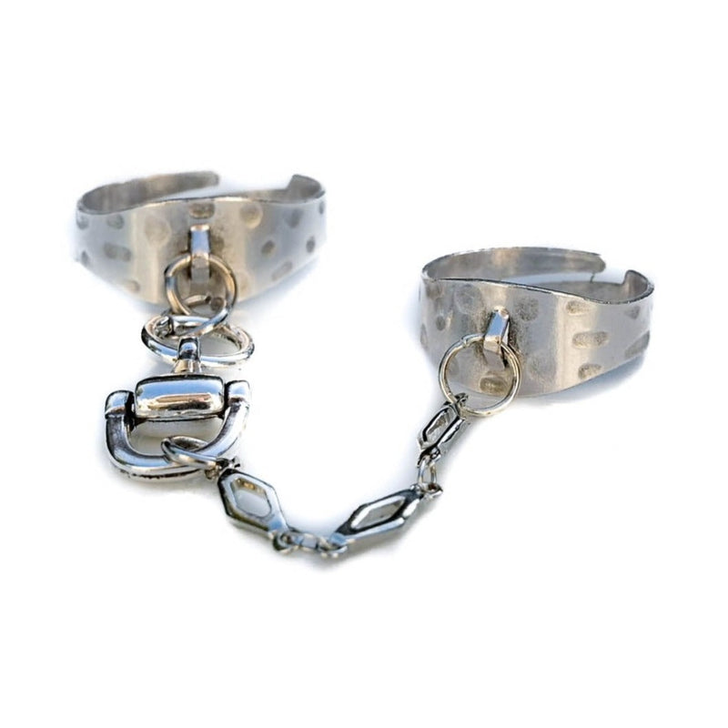 2 ring bands connected by chain (R-2083) 