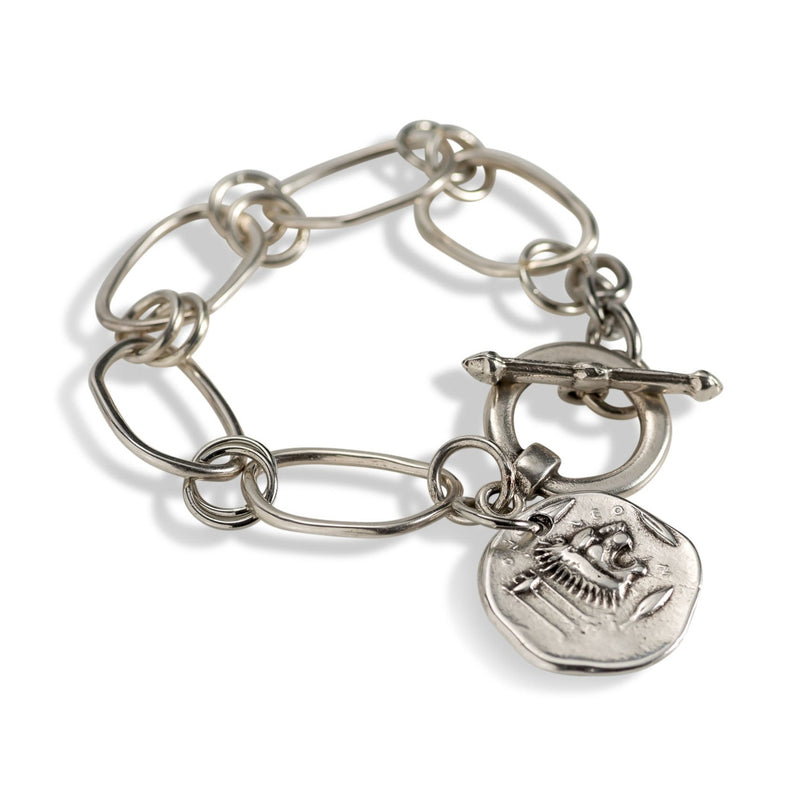 Link bracelet with a coin pendant (BR-357)