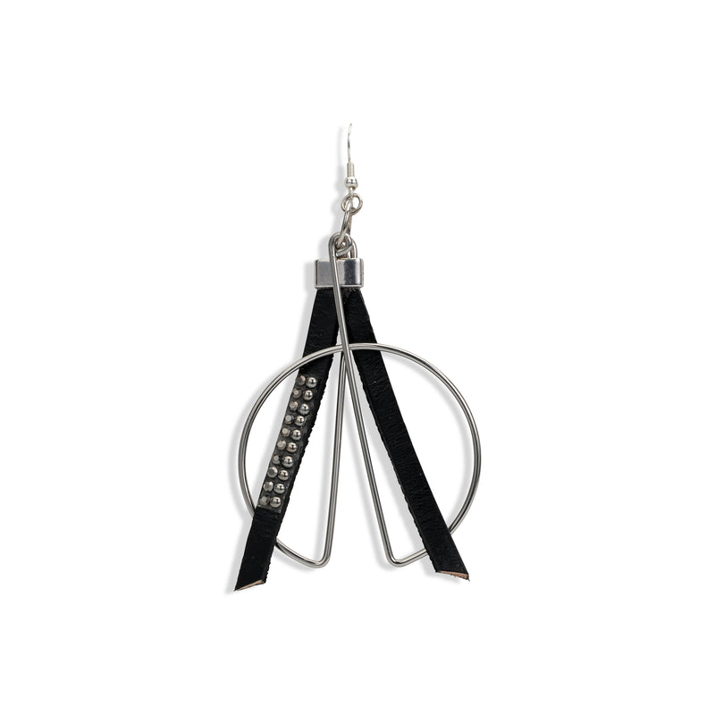 Earrings made of black leather with strass and silver-plated elements (E-4005)