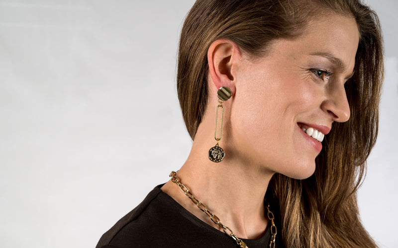Coin pendant earrings (E-4024)