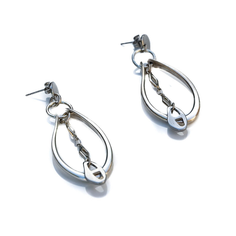 Oval hoop earrings (E-4045)