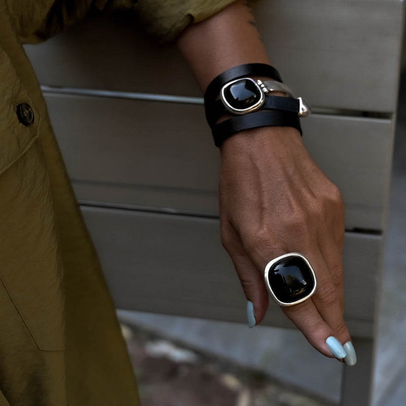 Black resin leather bracelet (BR-450)