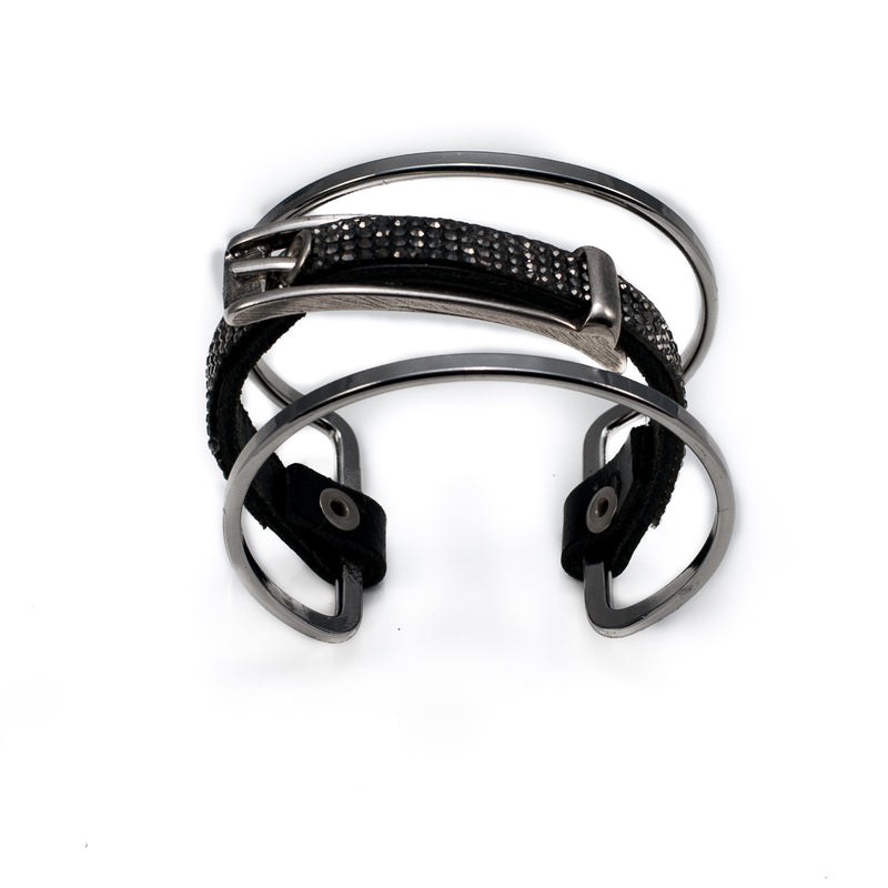 Silver-plated bangle with strass on black leather and buckle attached (BR-278) - Otherwise Jewelry+