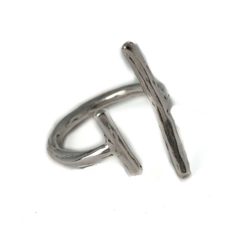 Wrought silver-plated metal ring (R-2022) - Otherwise Jewelry+